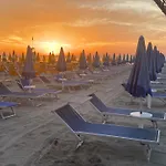 Ξενοδοχείο Trionfal - Fronte Mare - Vicinissimi Al Centro 3*