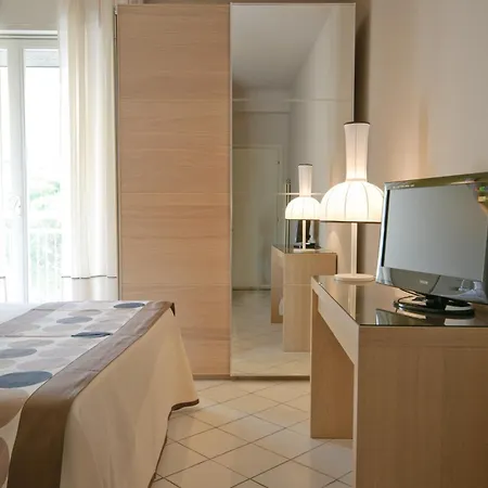 Trionfal - Fronte Mare - Vicinissimi Al Centro Ξενοδοχείο