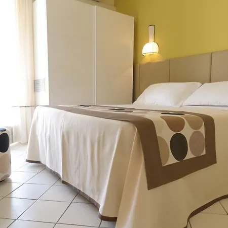 Trionfal - Fronte Mare - Vicinissimi Al Centro Hotel