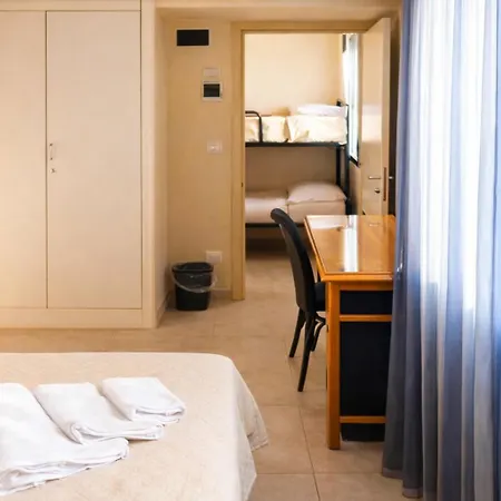 Trionfal - Fronte Mare - Vicinissimi Al Centro Hotel Milano Marittima