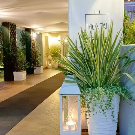 Trionfal - Fronte Mare - Vicinissimi Al Centro Hotel Milano Marittima