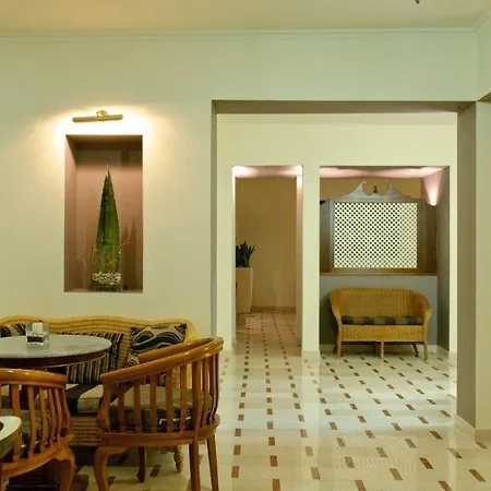 Trionfal - Fronte Mare - Vicinissimi Al Centro Hotel Milano Marittima