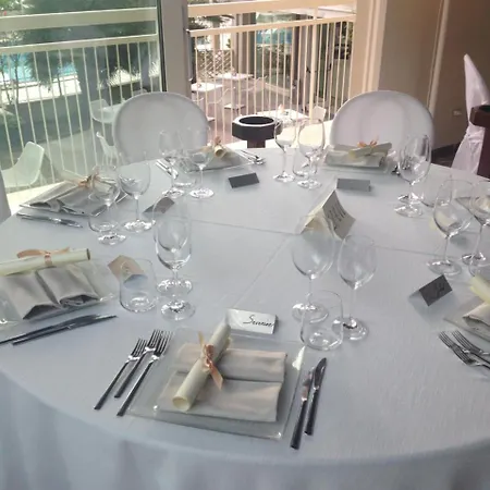 Hotel Trionfal - Fronte Mare - Vicinissimi Al Centro 3*