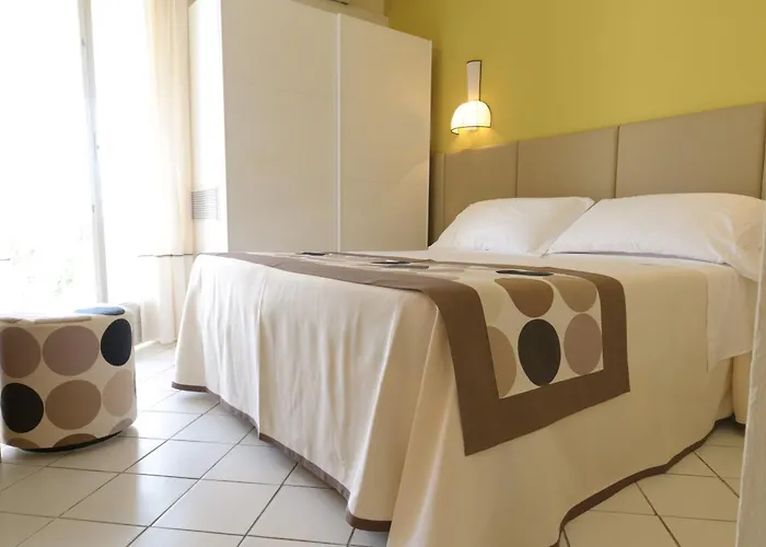 Trionfal - Fronte Mare - Vicinissimi Al Centro Hotel