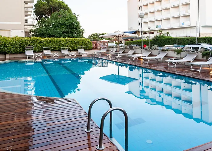 Trionfal - Fronte Mare - Vicinissimi Al Centro Hotel Milano Marittima