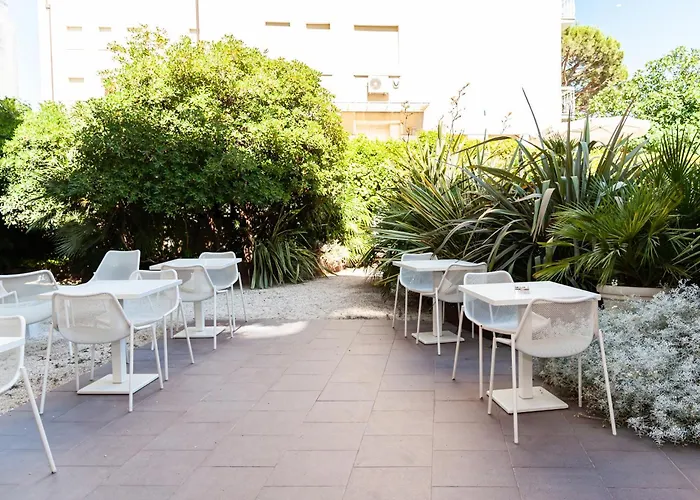 Hotel Trionfal - Fronte Mare - Vicinissimi Al Centro