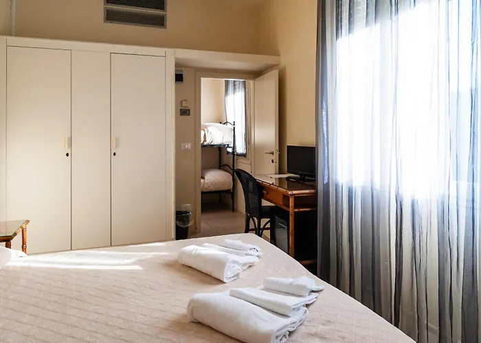 酒店 Trionfal - Fronte Mare - Vicinissimi Al Centro 3*