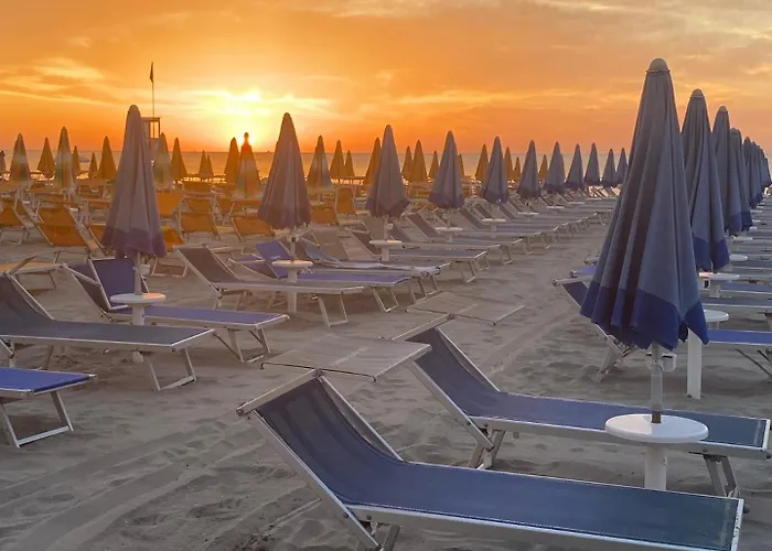 Hotel Trionfal - Fronte Mare - Vicinissimi Al Centro 3*