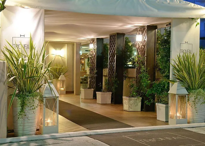 Hotel Trionfal - Fronte Mare - Vicinissimi Al Centro 3*