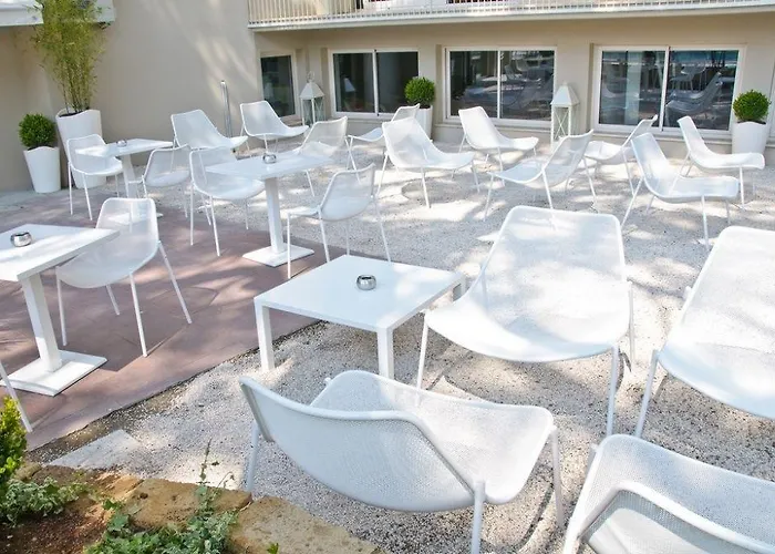 Trionfal - Fronte Mare - Vicinissimi Al Centro 3* Milano Marittima