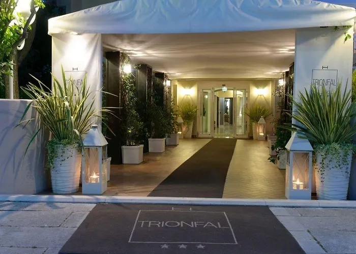 Trionfal - Fronte Mare - Vicinissimi Al Centro 3* 米兰马瑞提那