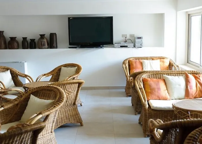 Trionfal - Fronte Mare - Vicinissimi Al Centro 3* 米兰马瑞提那